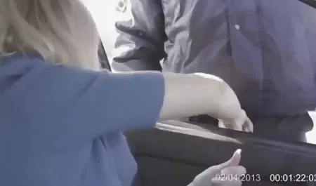 پوشیدن یک ساعت سکس وحشی کلیپ مچی به مصرف